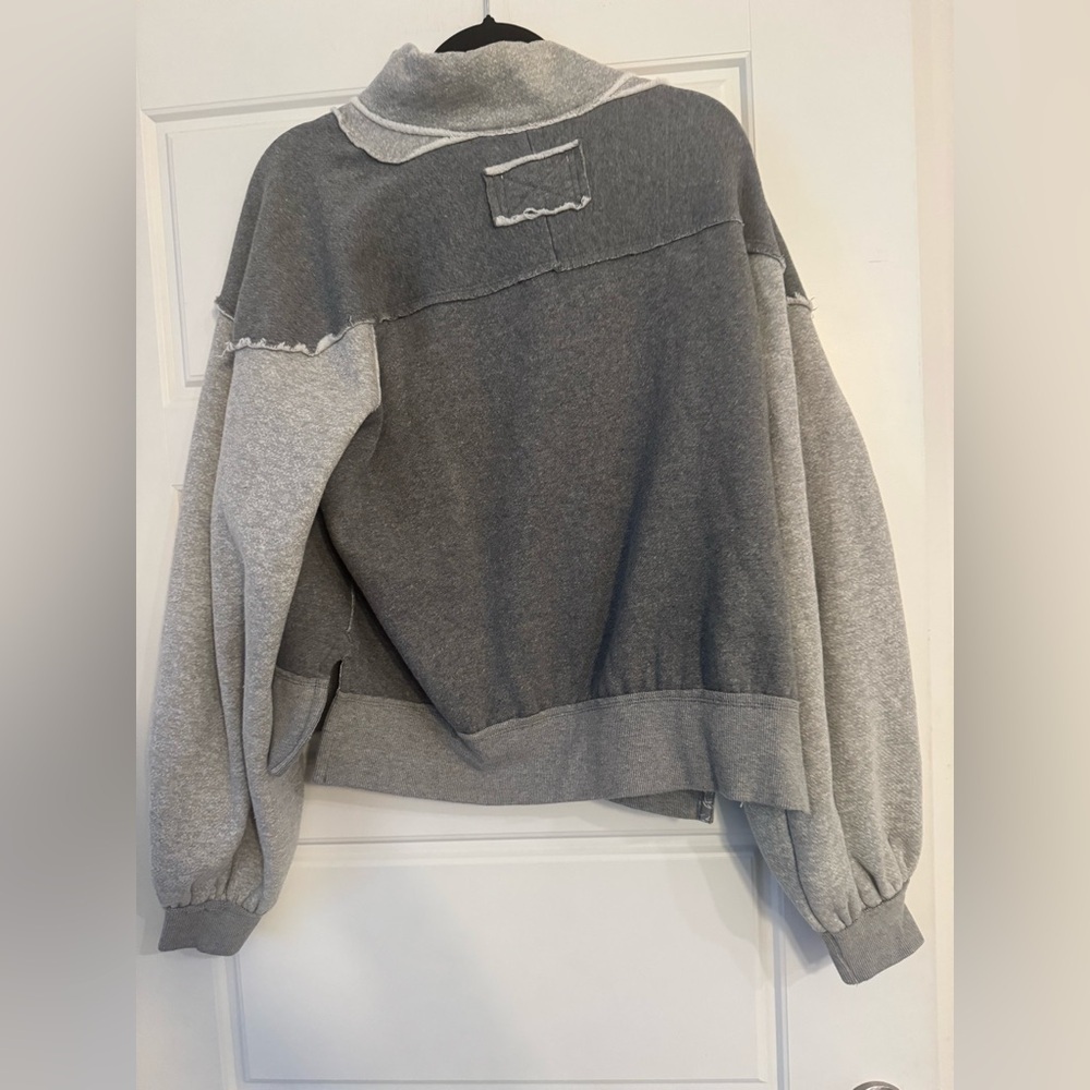 Free People pullover - Picture 3 of 4
